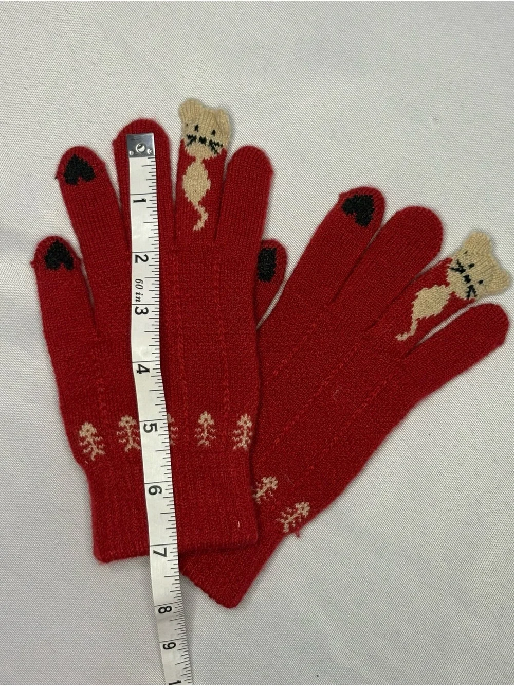 New Red Knit Cat Gloves Contrast Hearts Cozy Winter Cute NWT